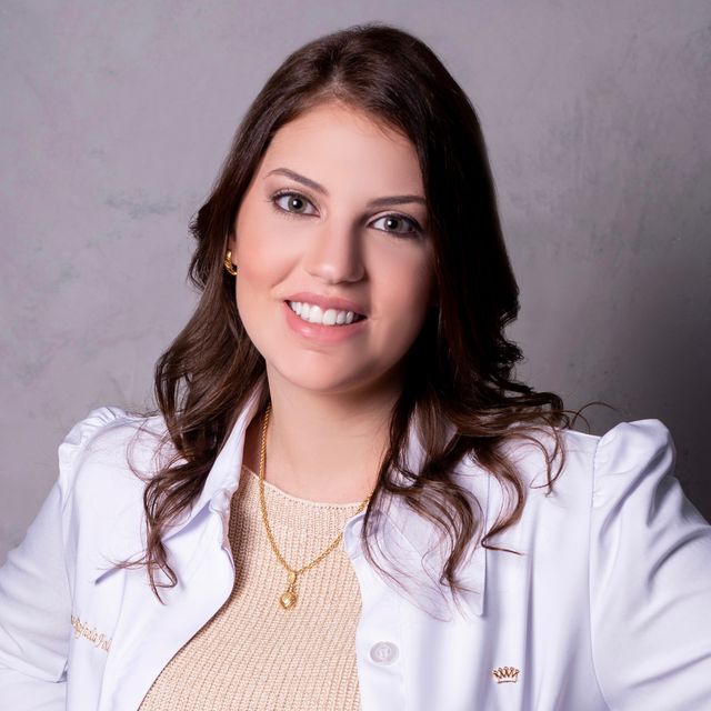 Ana Rafaela Foloni, Dermatologista Bariri