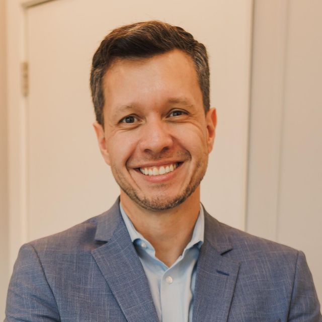 Alexandre Coelho Marques, Neurologista São José dos Campos