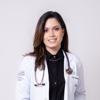 Amanda Geraldo, Médico clínico geral Sorocaba