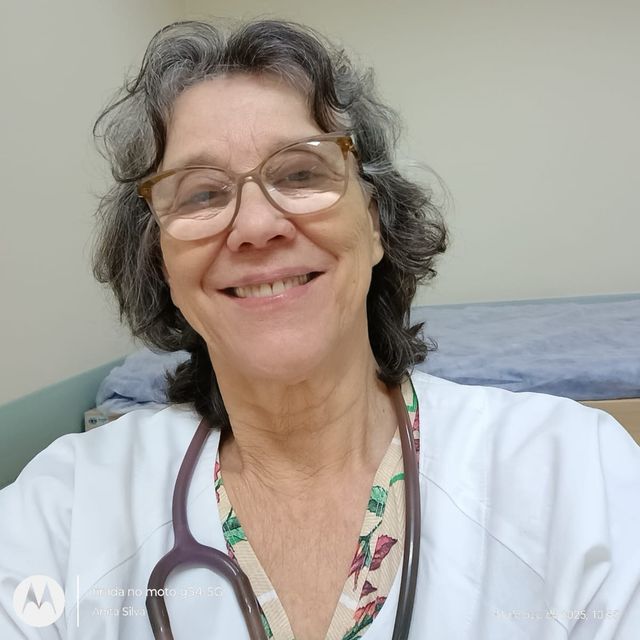 Anita Cristina Dos Santos Silva, Pediatra Niterói