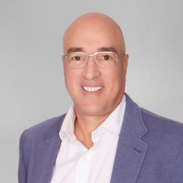 Vinicius Weissheimer Ribeiro, Cirurgião plástico Caxias Do Sul