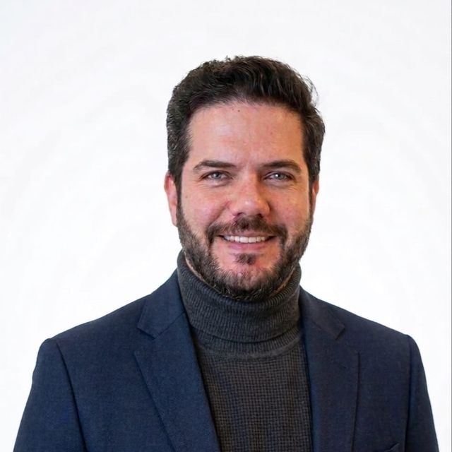 Carlos Felipe Lastra C., Psicólogo Concepción