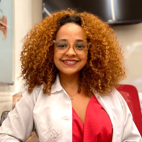 Fernanda De Paula Soares .