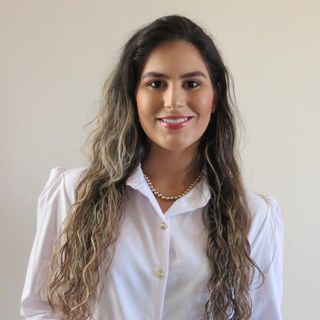 Ampliar imagem: Paula Silva Dutra, Dentista Pompéu