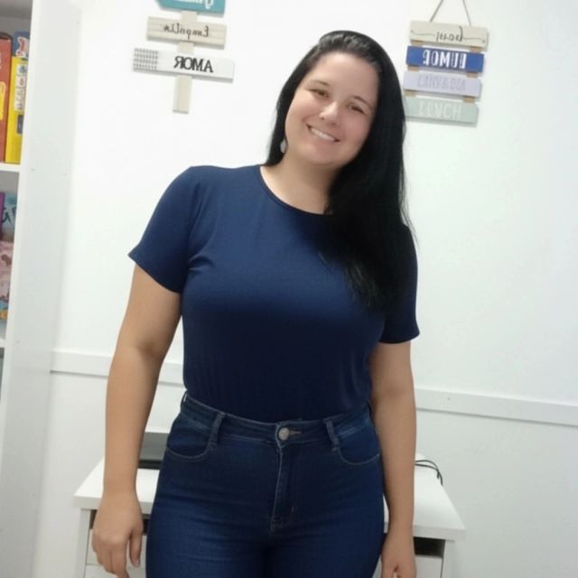 Isabella Escobar Oliveira Ribeiro, Terapeuta complementar Niterói