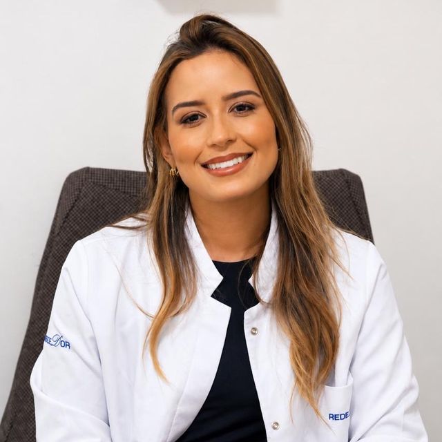 Jessica Santos de Oliveira, Cirurgião vascular São Paulo