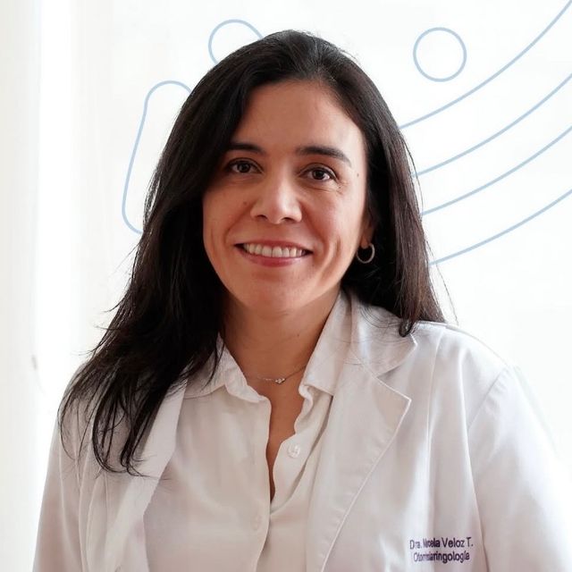 Marcela Veloz Torres, Otorrino Las Condes