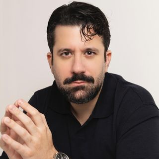 Dr. Henrique Oliveira Miranda