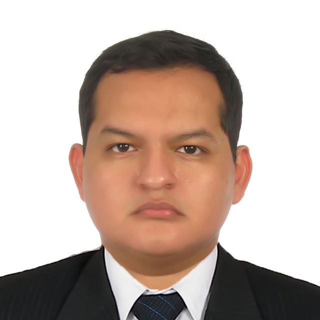 Jose Luis Luyo Pachas, Médico general Miraflores