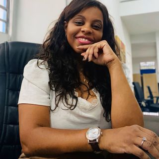 Ampliar imagem: Elisângela Almeida, Terapeuta complementar São Paulo