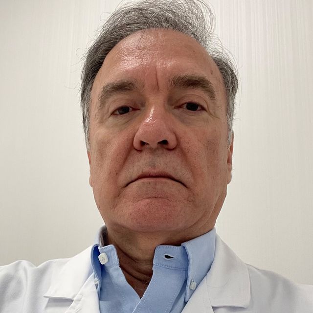 Ricardo Torrents González, Ginecólogo Barranquilla