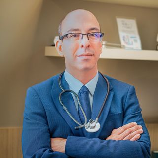 Dr. Marcelo Evangelista Lobo