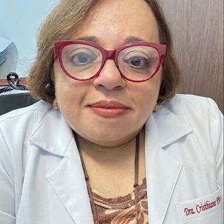 Cristhiane Pinto, Especialista em Clínica Médica Rio de Janeiro