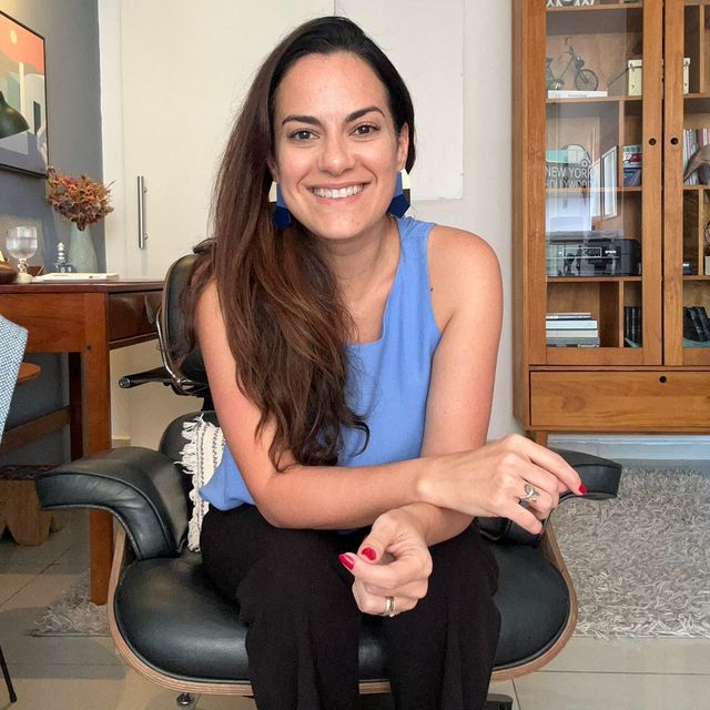 Nathalia Ziemkiewicz , Psicanalista Santos