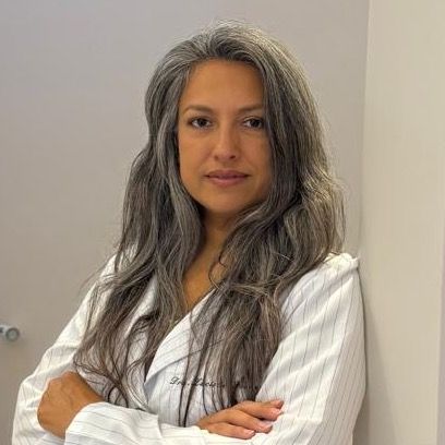 Luciola Ferrari, Ginecologista Paranaguá