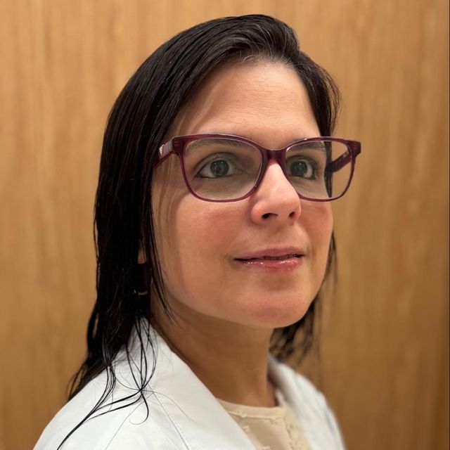 Ana Carolina Gonzalez Galvao Nespolo, Gastroenterologista Santos