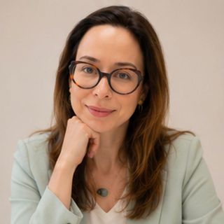 Dra. Ana Luisa Ferrari Simião