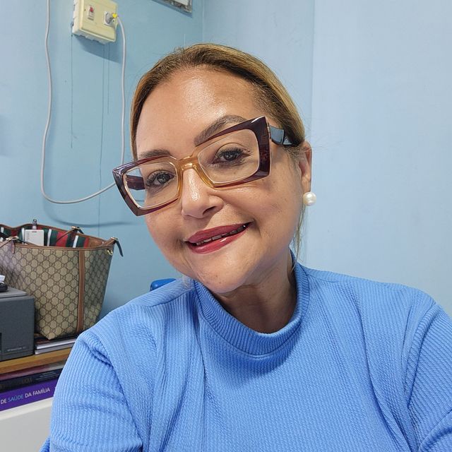 Eliane Cabral Rodrigues de Araújo, Pediatra Rio de Janeiro