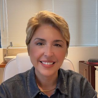 Valery Schiff, Nutricionista Santos