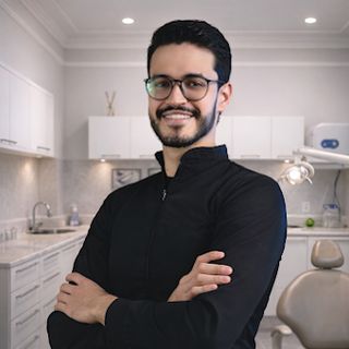 Dr. Amaury Prado