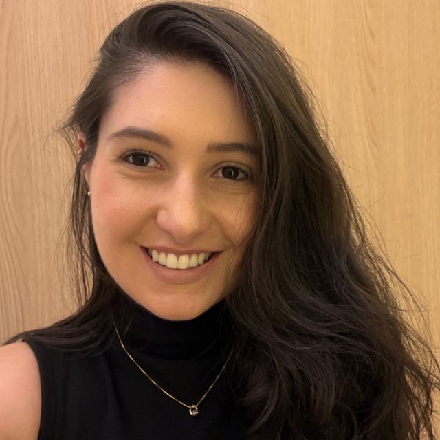 Julia  Assis Pires, Cardiologista São Paulo