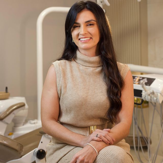 Athena Calafange de Carvalho Costa ., Dentista Natal