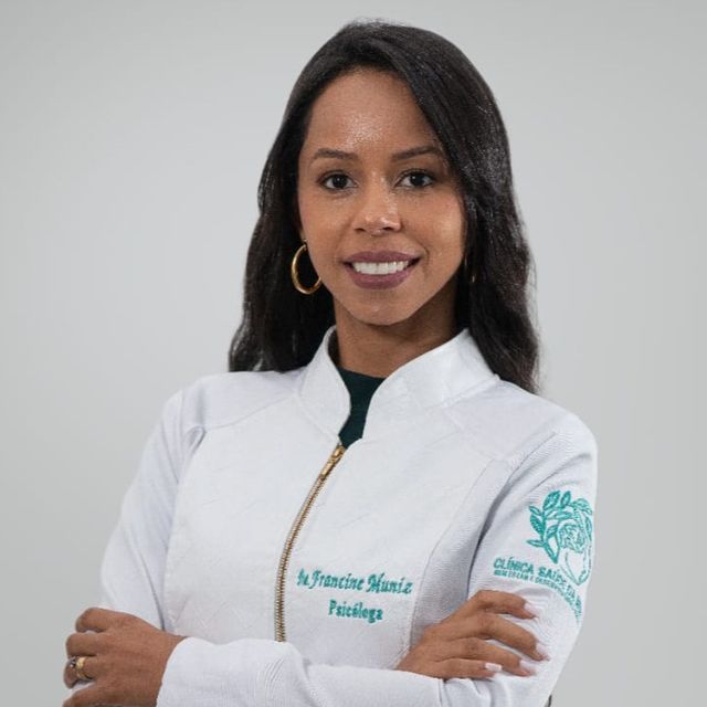 Francine de Jesus Muniz, Psicólogo Montes Claros