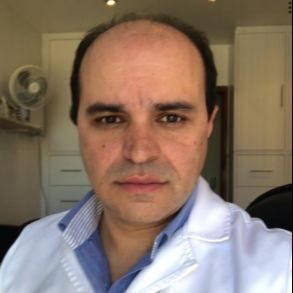 Rafael Almeida Magalhaes , Urologista Betim