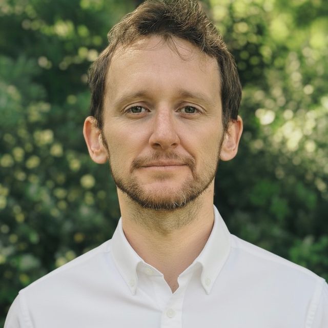 J. Lucas Aravena Romero, Psicólogo Las Condes