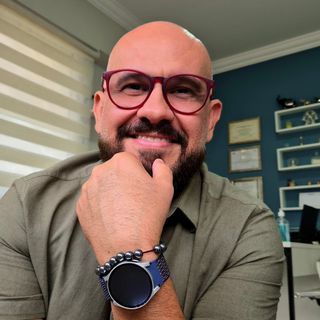 Luís Mello, Psicólogo Maringá