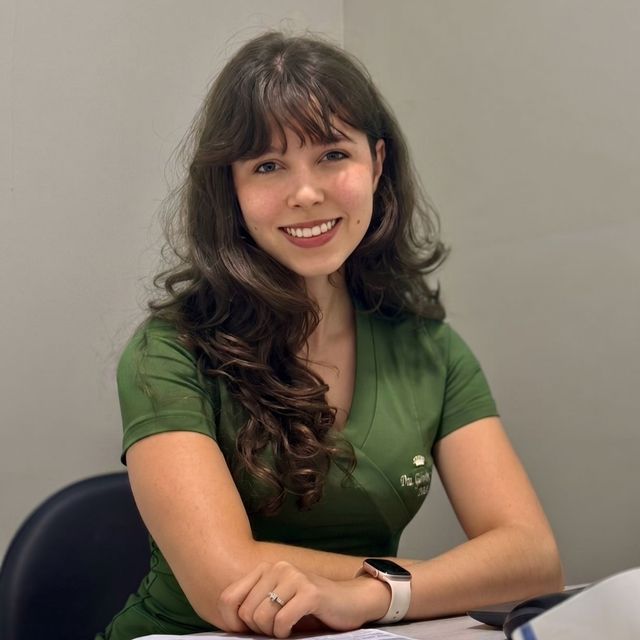 Gabriela  Fernandes Costa, Generalista Curitiba