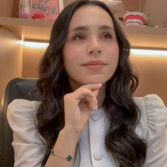 Karla Barboza, Especialista em Medicina Estética Euclides Da Cunha