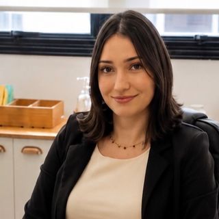 Mariana Pires Ferreira, Psiquiatra São José dos Campos