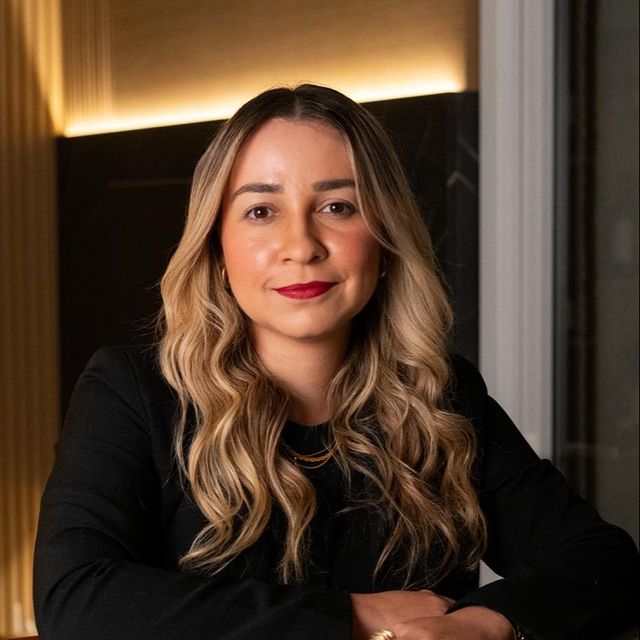 Marcela Rosa Caldeira Santos, Dermatologista Limeira