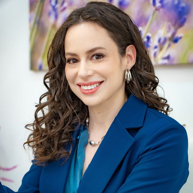 Kenia Assis Chaves, Otorrino Juiz de Fora