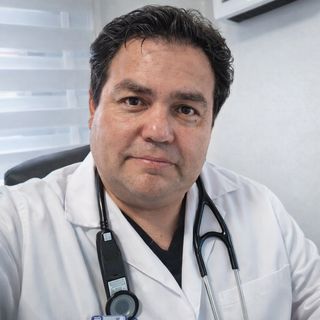 Dr. Pablo Zócimo Millaleo Cea