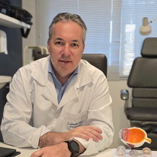 Leonardo Perim, Oftalmologista Guarapari