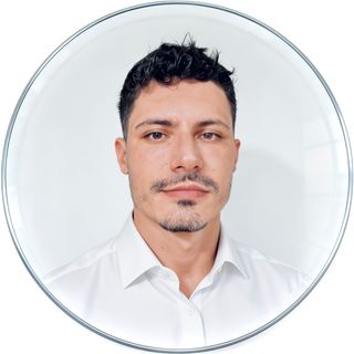 Dhyone Schinemann, Psicólogo Curitiba