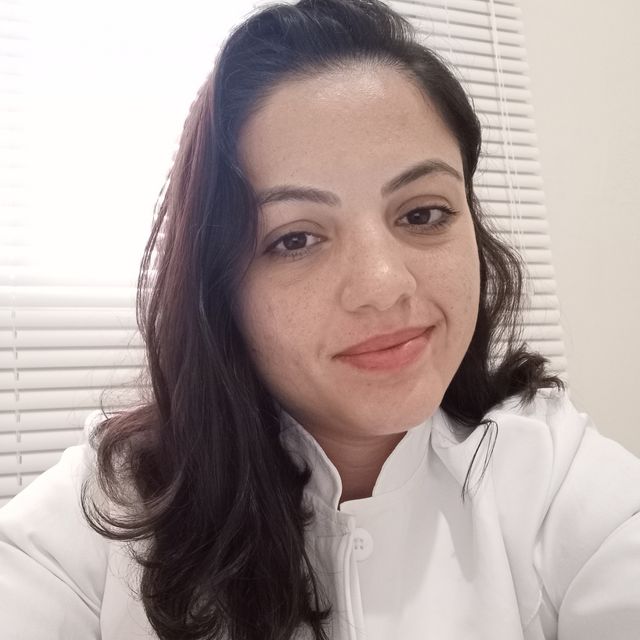 Nathalia Fernandes Arruda Martins, Nutricionista Santa Isabel