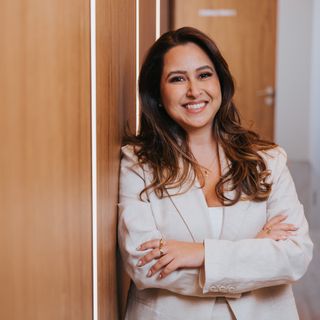 Ampliar imagem: Viviane Niedersberg, Cirurgião vascular Porto Alegre