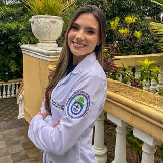 Julia Elias  Martins, Ginecologista Guarapari