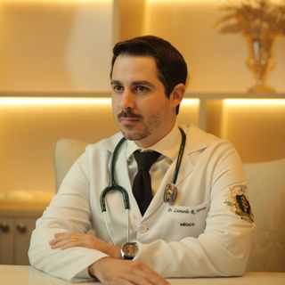 Dr. Leonardo Rodrigues Narvaes