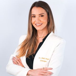 Ampliar imagem: Claudia Raquel Morgado, Oftalmologista Duque de Caxias