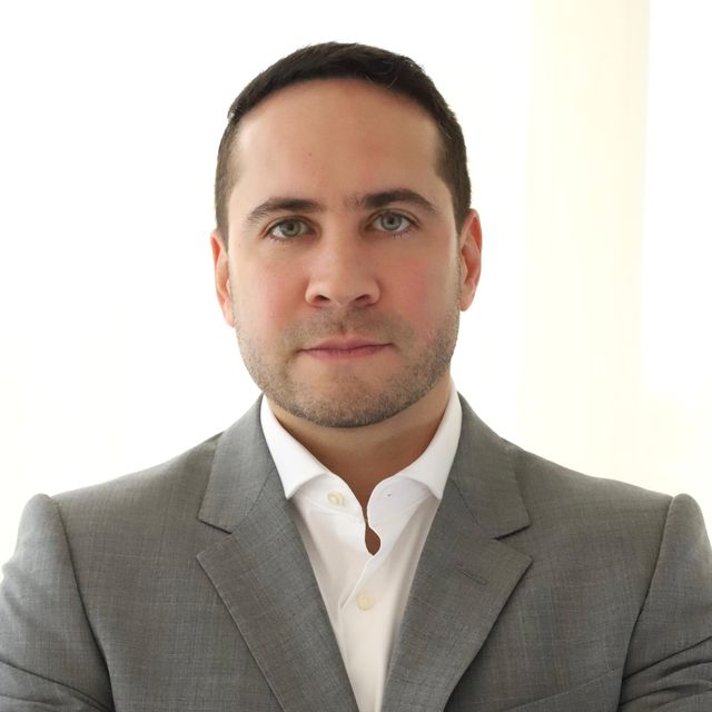 Fernando Simões, Neurocirurgião Goiânia