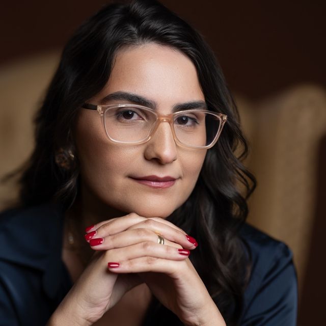 Juliana De La Flor, Endocrinologista Campinas