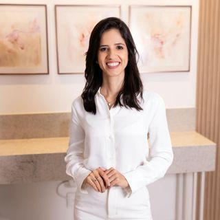 Ludmila Godinho Figueiredo Nazareth, Reumatologista Blumenau
