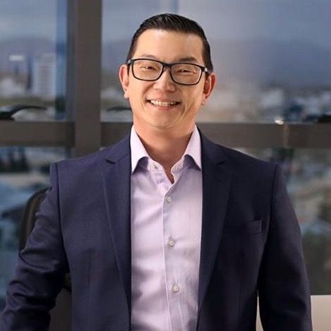 Walter Rodrigo Miyamoto, Coloproctologista São José dos Campos