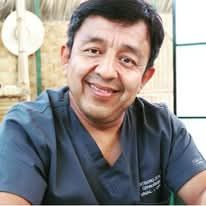 Artidoro Zeta Zeta, Ginecólogo Piura