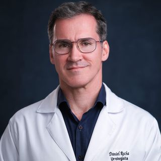 Ampliar imagem: Daniel Carvalho de Melo Rocha, Urologista Redenção