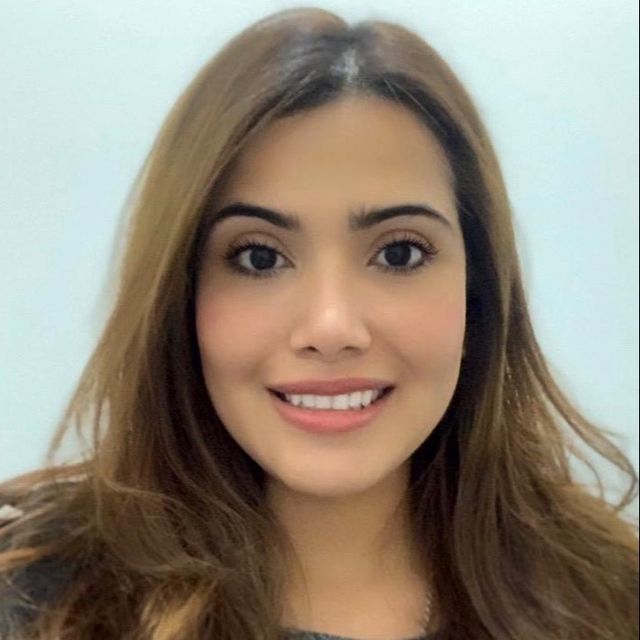 Paula  Aldana, Otorrinolaringólogo Bogotá